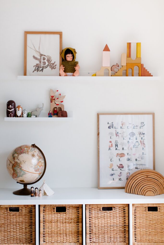 Simple Tricks To Have Tidy Kids: Putting Toys Away After Playing
