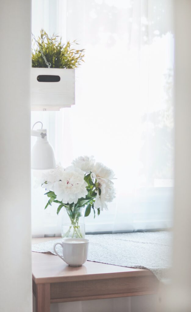 Simple Hacks To End Surface Clutter: Everything In Its Place