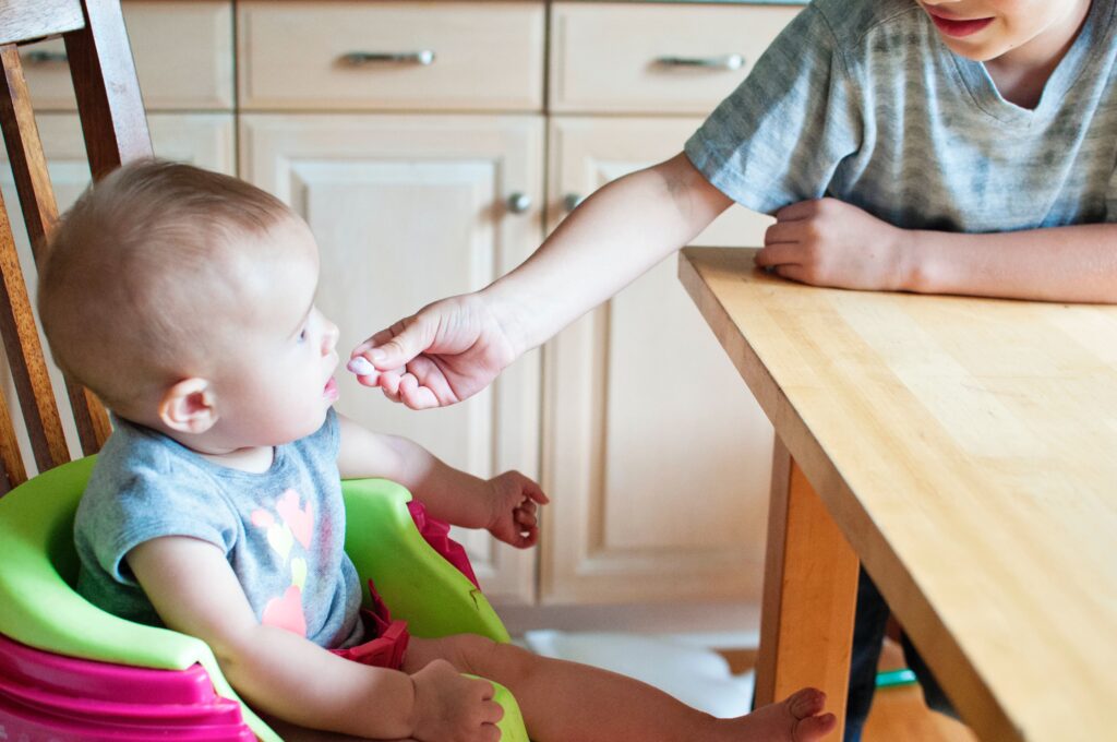 Simple Tricks To Have Tidy Kids: Eat and Drink at kitchen table