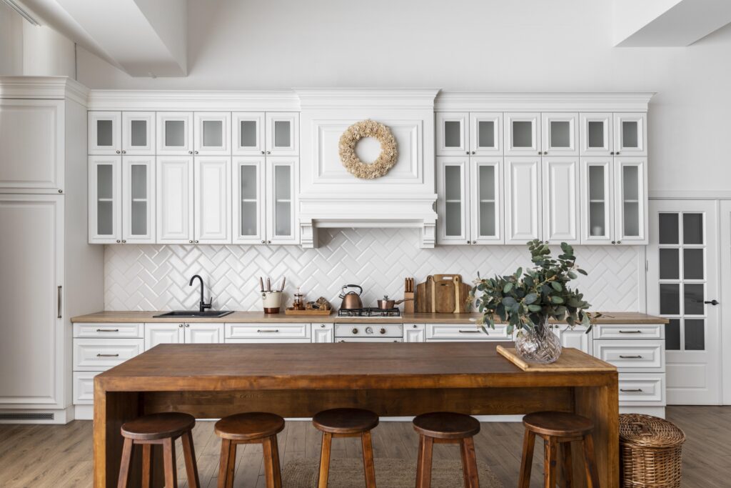 Simple Hacks To End Surface Clutter: Multi-purpose everyday items as decoration
